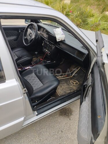 Mercedes 190 1991, 252,000 km - 1.8 л - Sumqayıt