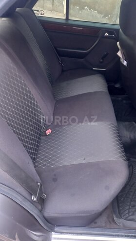 Mercedes E 220 1995, 347,000 km - 2.2 л - Bakı