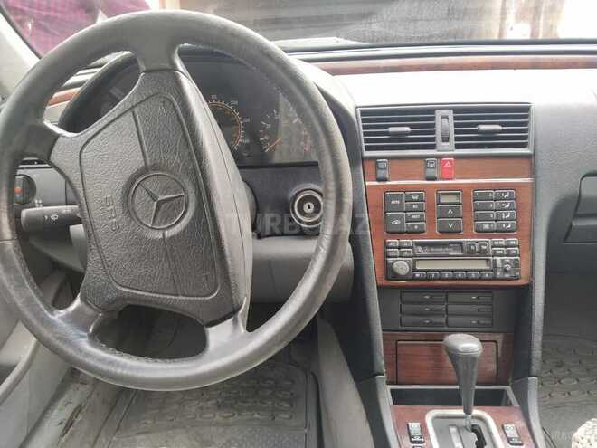 Mercedes C 220 1994, 292,901 km - 2.2 l - Bakı