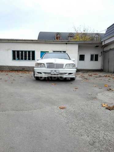 Mercedes C 230 2000, 200,000 km - 2.3 l - Göyçay