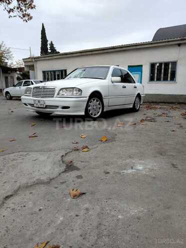 Mercedes C 230 2000, 200,000 km - 2.3 l - Göyçay