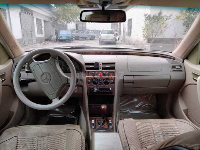 Mercedes C 230 2000, 200,000 km - 2.3 l - Göyçay
