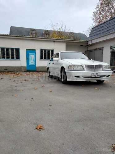 Mercedes C 230 2000, 200,000 km - 2.3 l - Göyçay