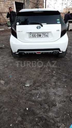 Toyota Prius C 2014, 185,000 km - 1.5 l - Yevlax