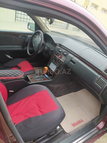 Mercedes E 230 1995, 430,000 km - 2.3 l - Bakı