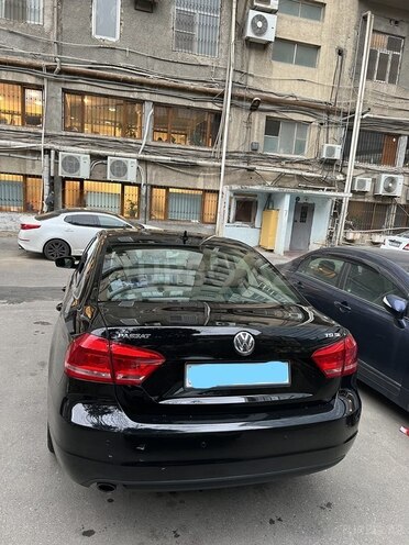 Volkswagen Passat 2014, 117,000 km - 1.8 l - Bakı