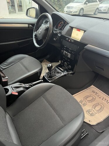 Opel Astra 2009, 147,000 km - 1.3 l - Bakı