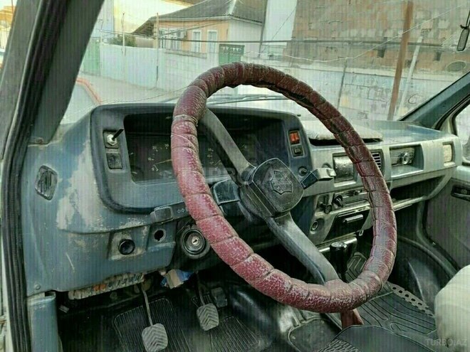 GAZ 2705 1999, 66,655 km - 2.4 l - Xaçmaz