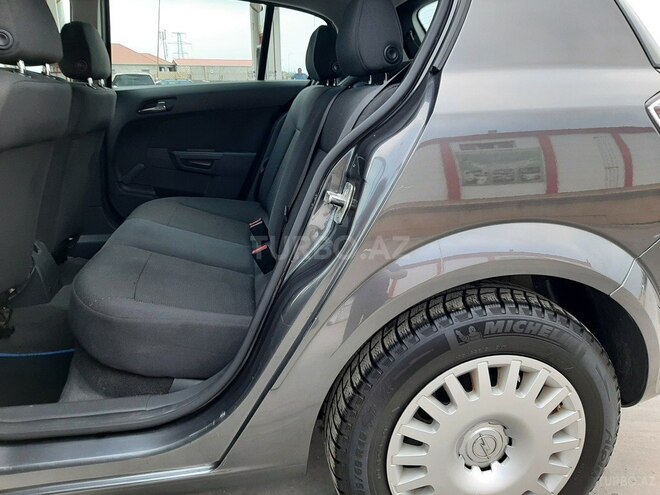 Opel Astra 2009, 146,500 km - 1.4 l - Bakı
