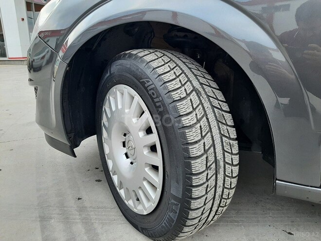 Opel Astra 2009, 146,500 km - 1.4 l - Bakı