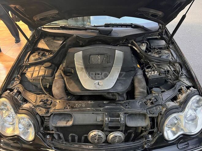 Mercedes C 230 2005, 360,000 km - 2.5 l - Bakı