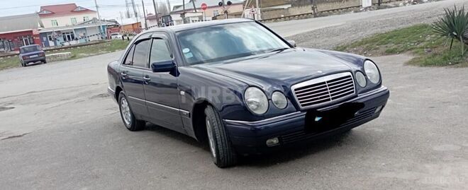 Mercedes E 200 1997, 399,000 km - 2.0 l - Bakı