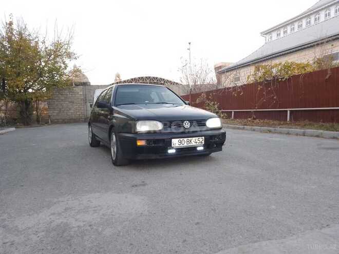 Volkswagen Golf 1993, 232,000 km - 2.0 л - Ucar