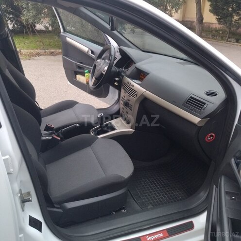 Opel Astra 2008, 175,000 km - 1.4 л - Bakı