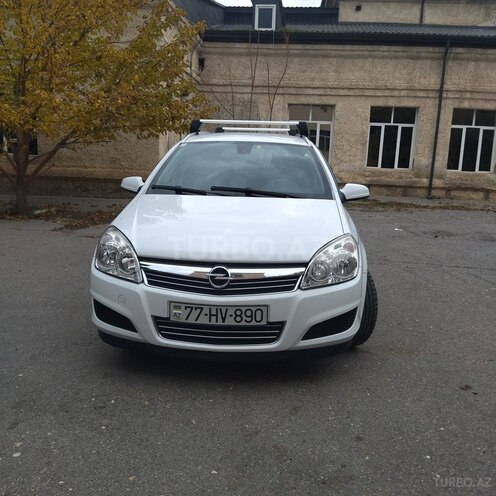 Opel Astra 2008, 175,000 km - 1.4 л - Bakı