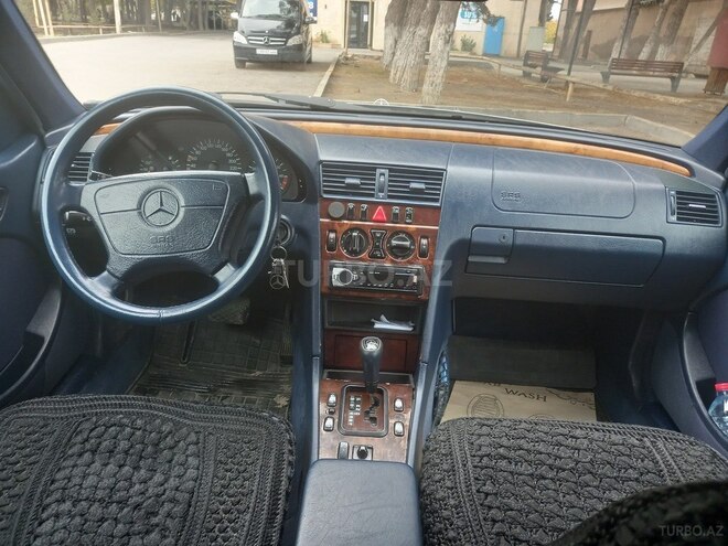 Mercedes C 240 1998, 214,000 km - 2.4 l - Bakı