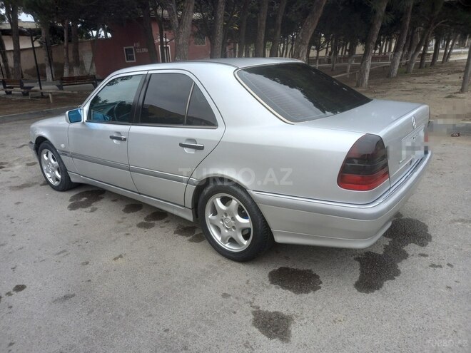 Mercedes C 240 1998, 214,000 km - 2.4 l - Bakı