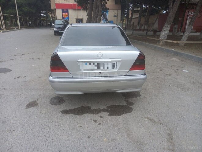 Mercedes C 240 1998, 214,000 km - 2.4 l - Bakı