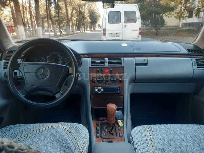 Mercedes E 240 1998, 140,000 km - 2.4 l - Gəncə