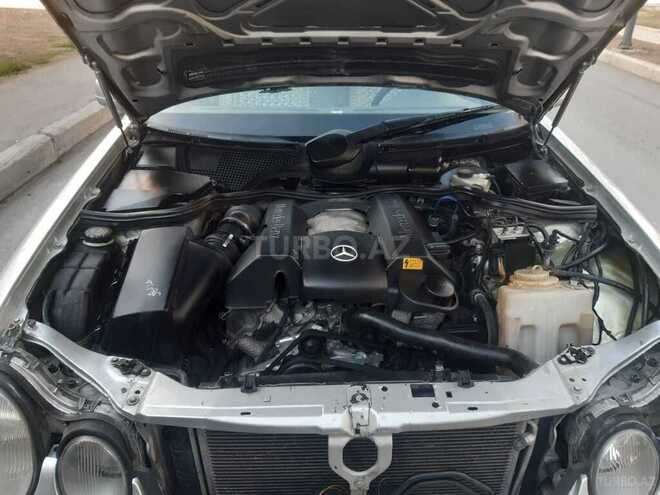 Mercedes E 240 1998, 140,000 km - 2.4 l - Gəncə