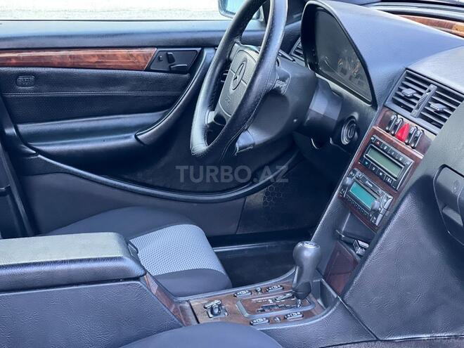 Mercedes C 280 1999, 284,600 km - 2.8 л - Xırdalan