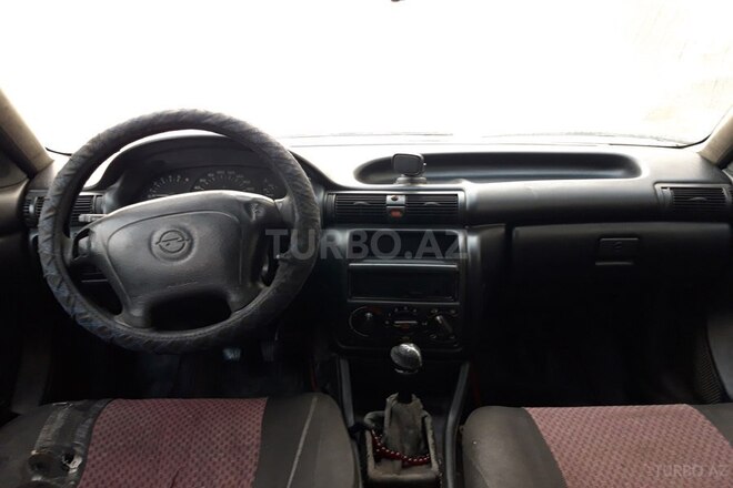 Opel Astra 1996, 275,320 km - 1.7 l - Bakı