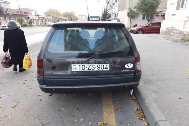 Opel Astra 1996, 275,320 km - 1.7 l - Bakı