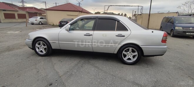 Mercedes C 220 1994, 329,000 km - 2.2 l - Bakı