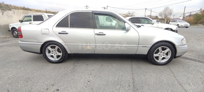 Mercedes C 220 1994, 329,000 km - 2.2 l - Bakı