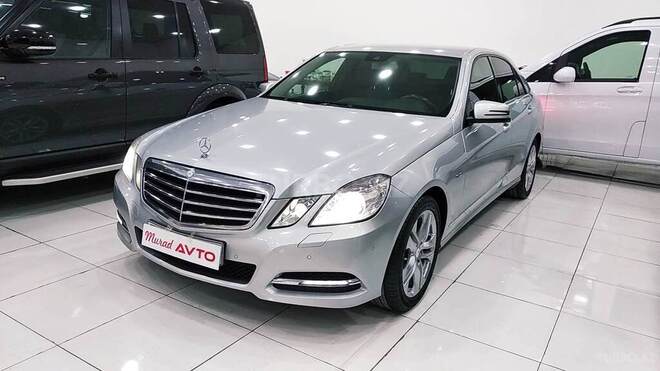 Mercedes E 220 2011, 227,000 km - 2.2 л - Bakı