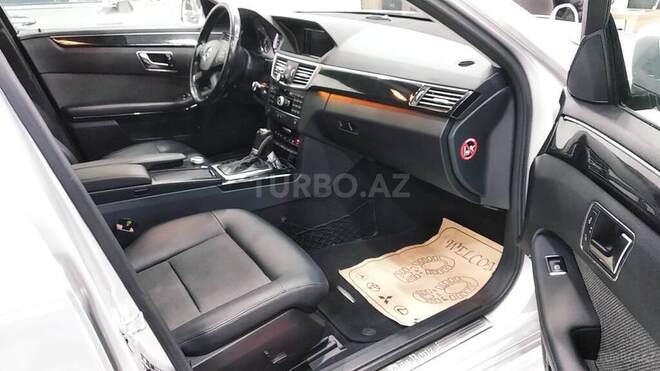 Mercedes E 220 2011, 227,000 km - 2.2 л - Bakı