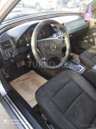 Mercedes C 240 1997, 252,352 km - 2.4 l - Salyan