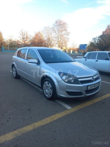 Opel Astra 2005, 156,000 km - 1.6 l - Qazax