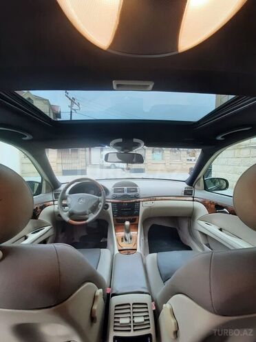 Mercedes E 240 2002, 320,000 km - 2.6 l - Bakı