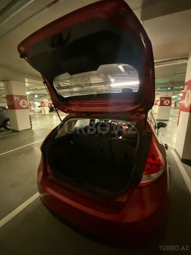 Ford Fiesta 2011, 226,000 km - 1.6 l - Bakı