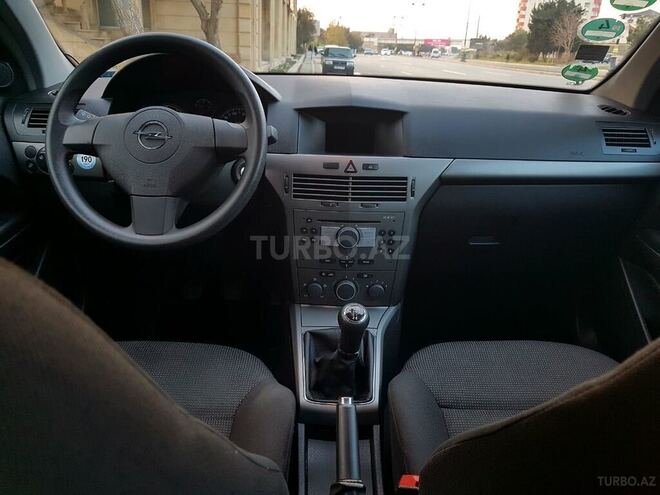 Opel Astra 2004, 164,000 km - 1.4 l - Qax
