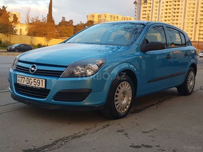 Opel Astra 2004, 164,000 km - 1.4 l - Qax