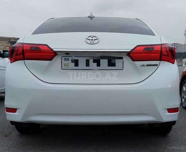 Toyota Corolla 2017, 75,000 km - 1.6 l - Bakı