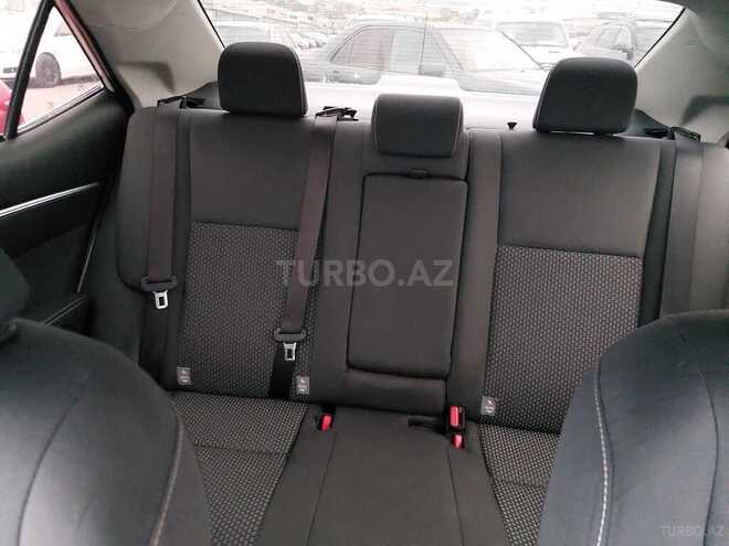 Toyota Corolla 2017, 75,000 km - 1.6 l - Bakı