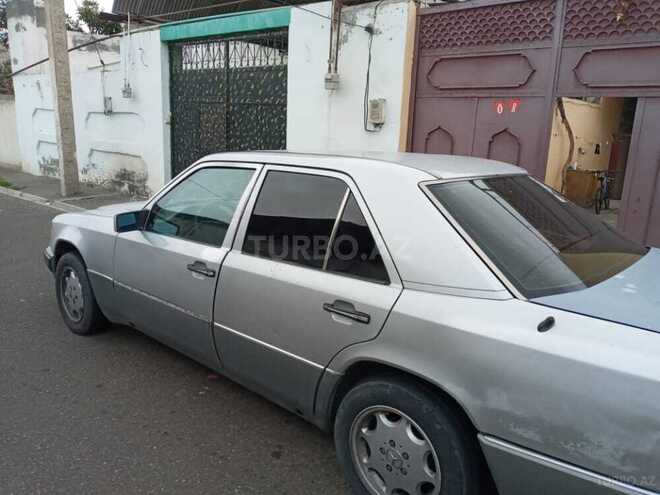 Mercedes E 200 1990, 400,000 km - 2.0 l - Göygöl