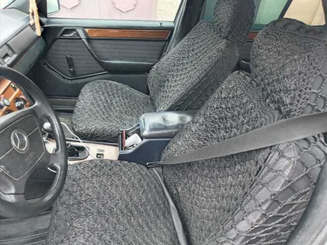 Mercedes E 200 1990, 400,000 km - 2.0 l - Göygöl