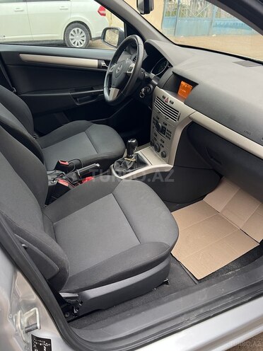 Opel Astra 2007, 170,000 km - 1.3 л - Bakı