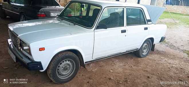 LADA (VAZ) 2107 2009, 120,000 km - 1.6 l - Salyan