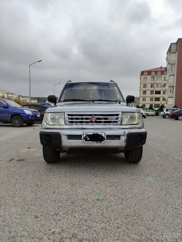 Mitsubishi Pajero io 2000, 320,000 km - 1.8 л - Bakı