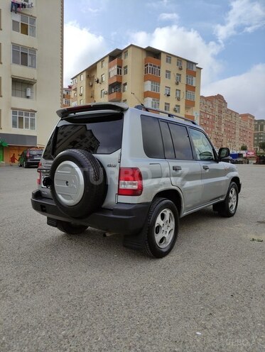 Mitsubishi Pajero io 2000, 320,000 km - 1.8 л - Bakı