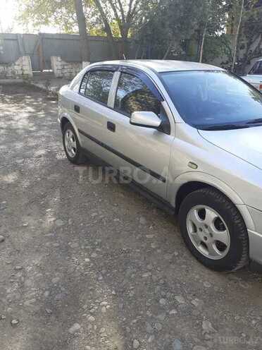 Opel Astra 2000, 365,000 km - 1.6 л - Yevlax