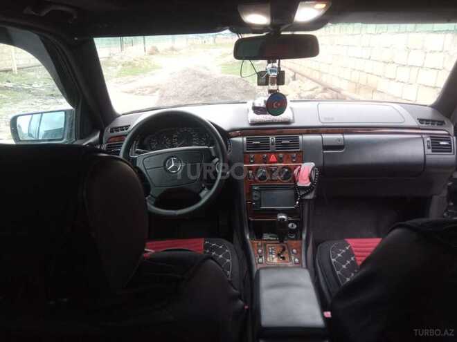 Mercedes E 240 1999, 400,000 km - 2.4 л - Siyəzən