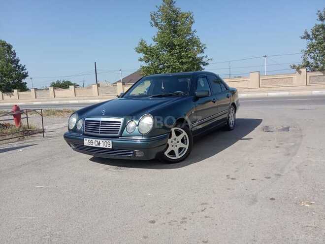 Mercedes E 240 1999, 400,000 km - 2.4 л - Siyəzən