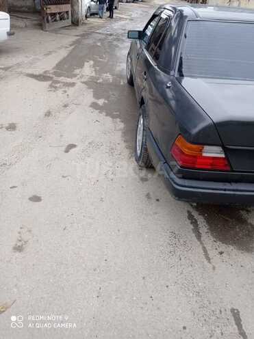 Mercedes 230 E 1988, 324,710 km - 2.3 л - Bakı