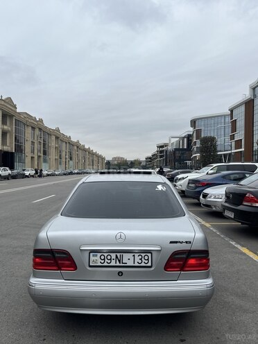 Mercedes E 240 1999, 264,000 km - 2.4 l - Bakı